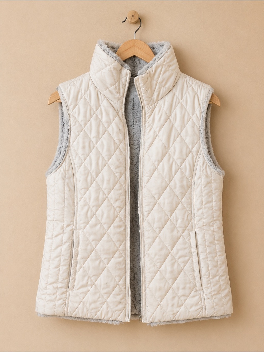 Quilted Fleece-Lined Vest - Cream